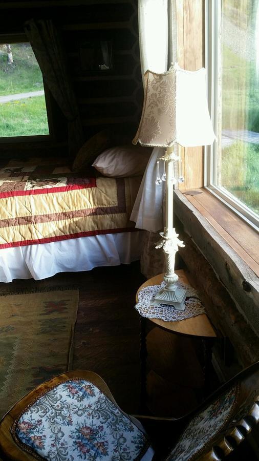 Creek Cabin Gardiner Extérieur photo